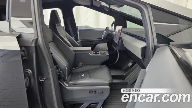 Tesla Cybertruck — фото 11