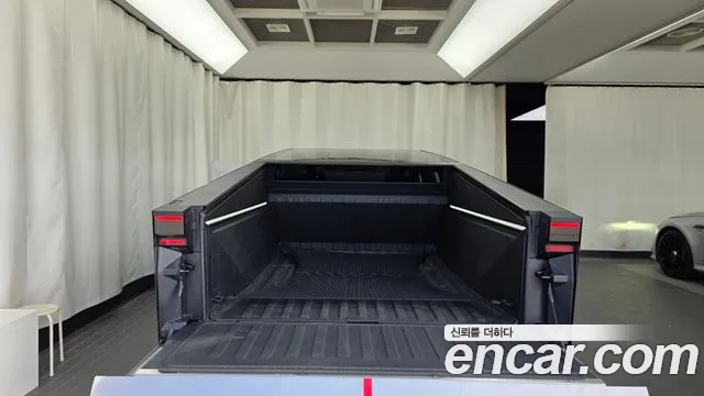 Tesla Cybertruck — фото 20