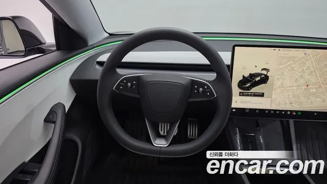 Tesla Model 3 — фото 12