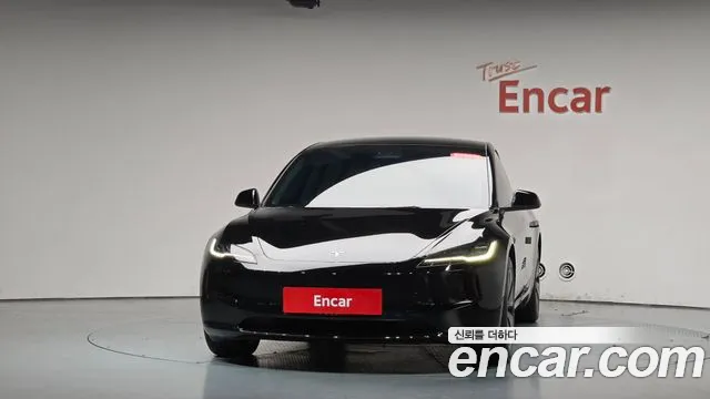 Tesla Model 3 — фото 2