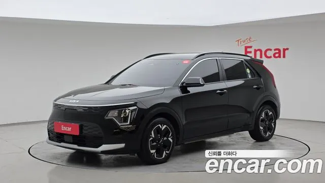Kia Niro — фото 1