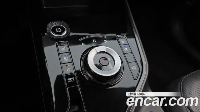 Kia Niro — фото 9