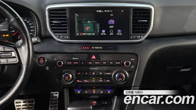 Kia Sportage — фото 18