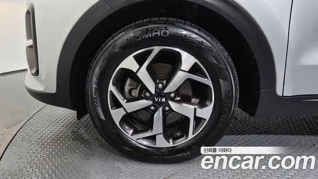 Kia Sportage — фото 5