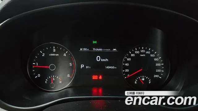 Kia Sportage — фото 8
