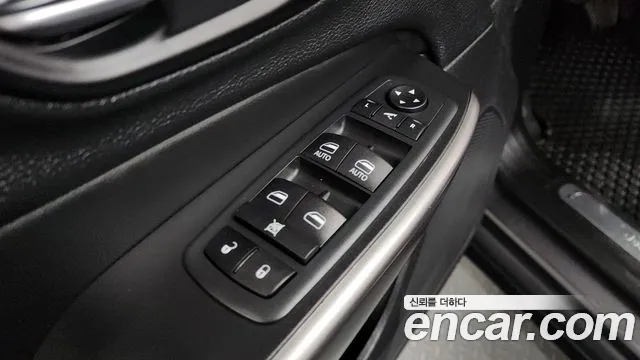 Jeep Cherokee — фото 35