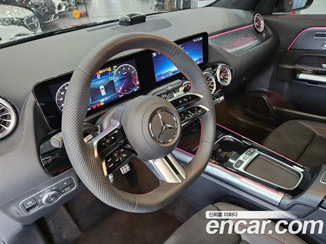 Mercedes-Benz A-Class — фото 12