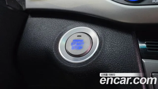 Hyundai Avante — фото 19