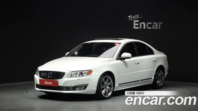 Volvo S80 — фото 1