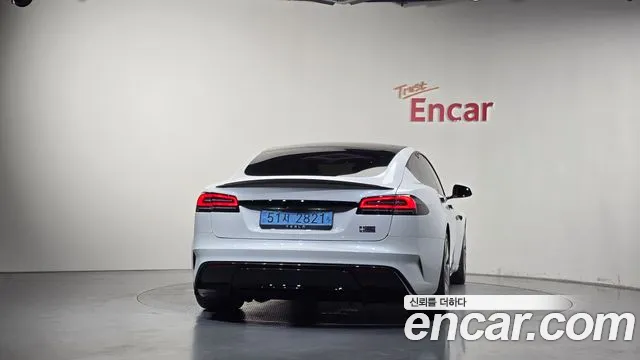 Tesla Model S — фото 3