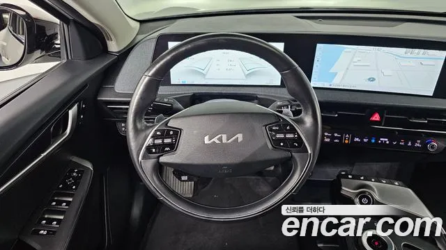 Kia EV6 — фото 13