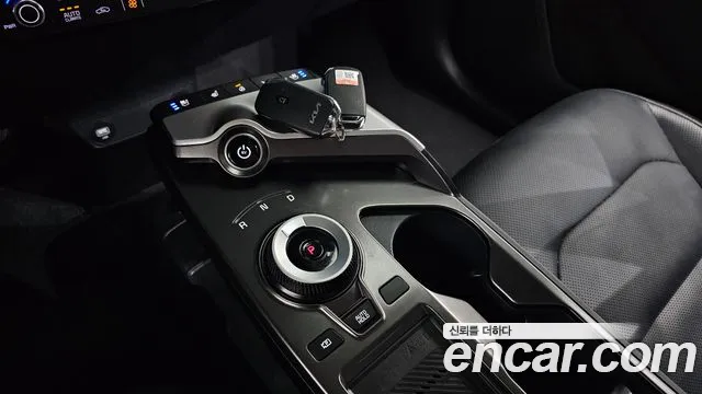 Kia EV6 — фото 9