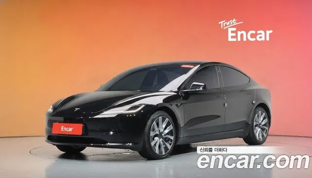 Tesla Model 3 — фото 20