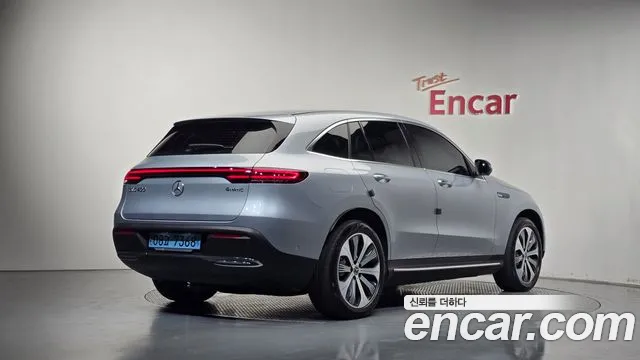 Mercedes-Benz EQC — фото 2