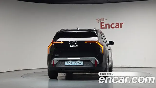 Kia EV3 — фото 3