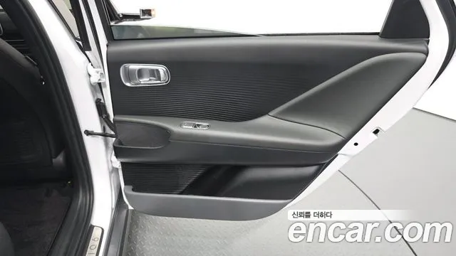 Hyundai Ioniq 6 — фото 25