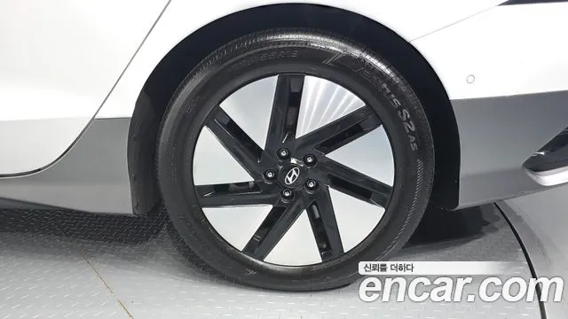 Hyundai Ioniq 6 — фото 21
