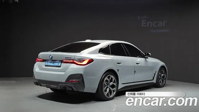 BMW i4 — фото 2