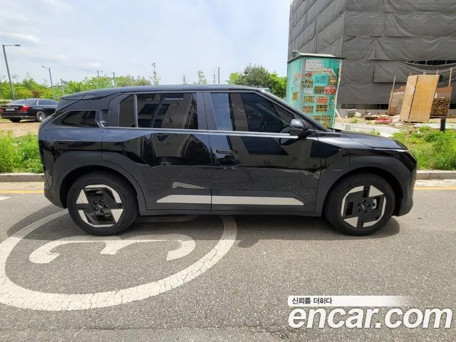 Kia EV3 — фото 3