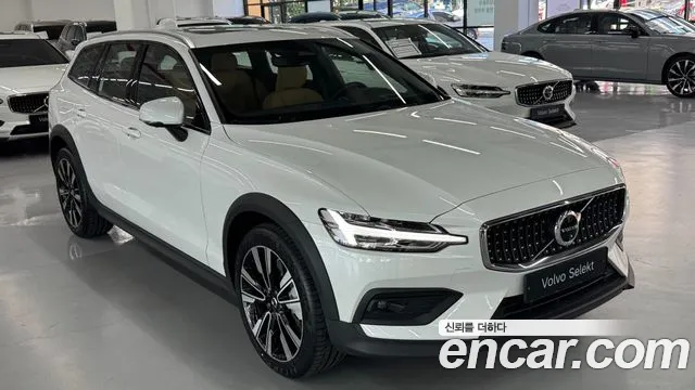 Volvo V60 — фото 17