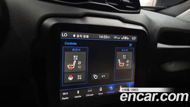 Jeep Renegade — фото 19