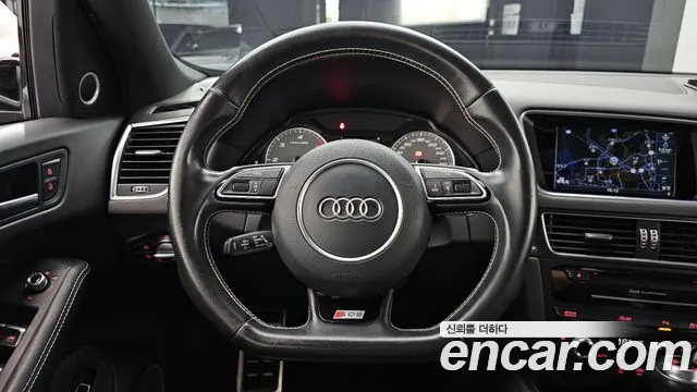 Audi SQ5 — фото 13
