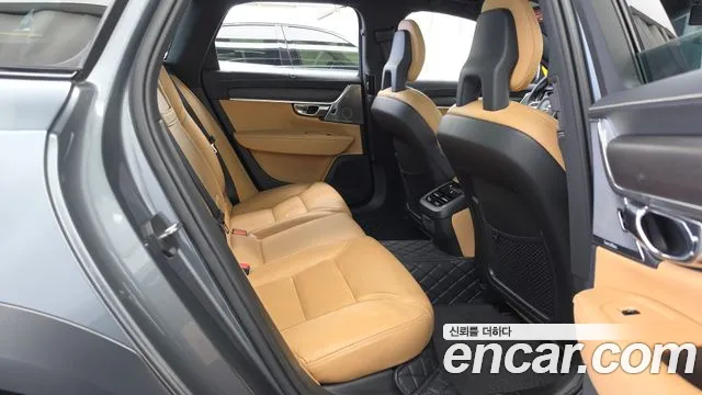 Volvo V90 — фото 12