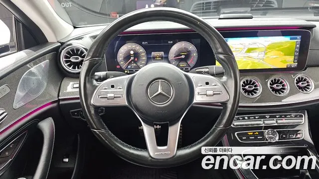 Mercedes-Benz CLS-Class — фото 13