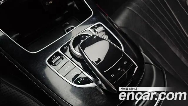 Mercedes-Benz CLS-Class — фото 27