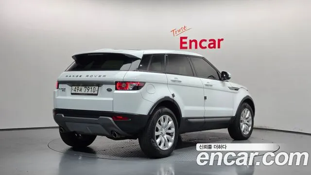 Land Rover Range Rover Evoque — фото 2