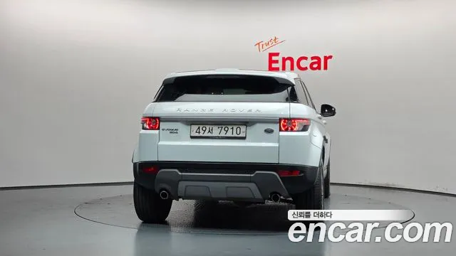 Land Rover Range Rover Evoque — фото 4
