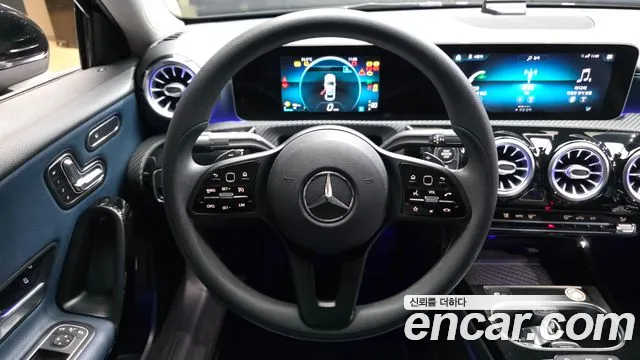 Mercedes-Benz A-Class — фото 13