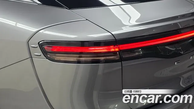 Toyota Crown — фото 23