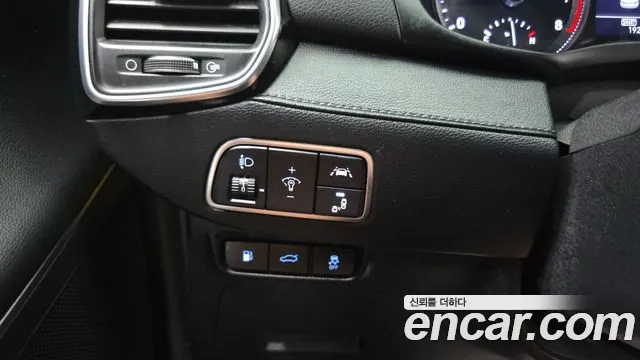 Hyundai Grandeur — фото 18