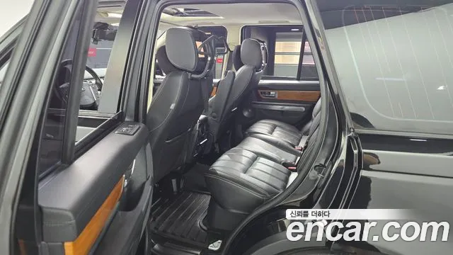Land Rover Range Rover Sport — фото 10