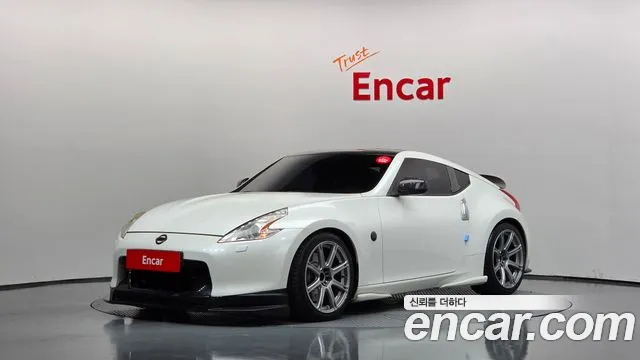Nissan 370Z — фото 1