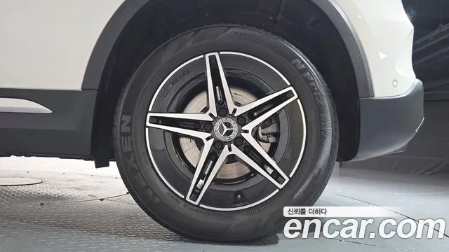 Mercedes-Benz EQA — фото 21