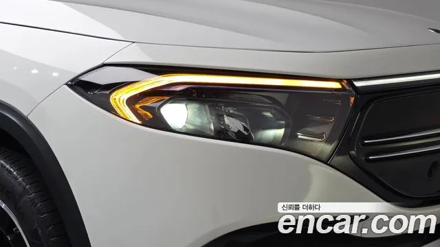 Mercedes-Benz EQA — фото 22