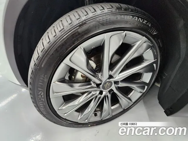 Toyota Crown — фото 16