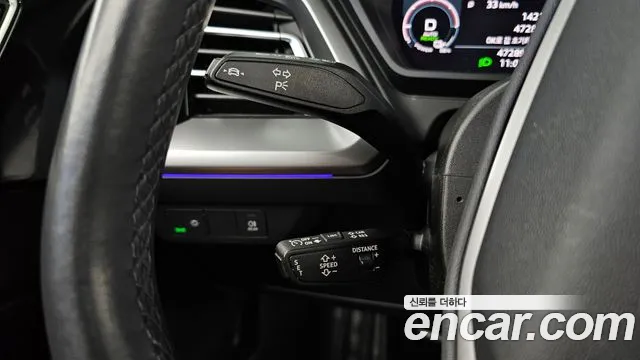 Audi Q4 e-tron — фото 19
