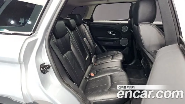 Land Rover Range Rover Evoque — фото 11