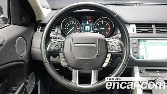 Land Rover Range Rover Evoque — фото 13