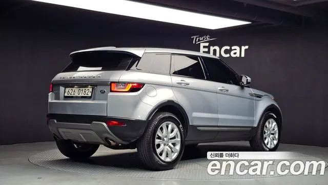 Land Rover Range Rover Evoque — фото 2