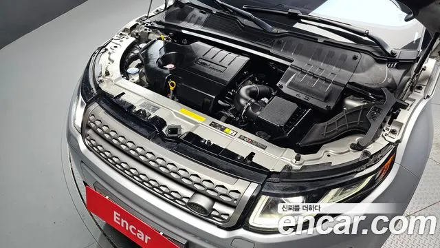 Land Rover Range Rover Evoque — фото 6