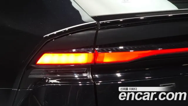Toyota Prius — фото 23