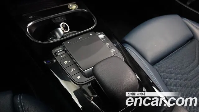 Mercedes-Benz A-Class — фото 18