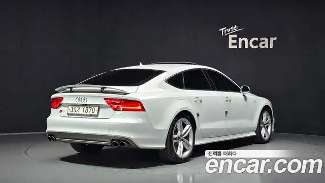 Audi S7 — фото 2