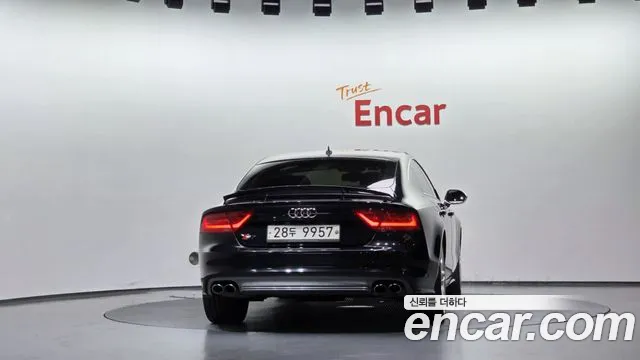 Audi S7 — фото 4