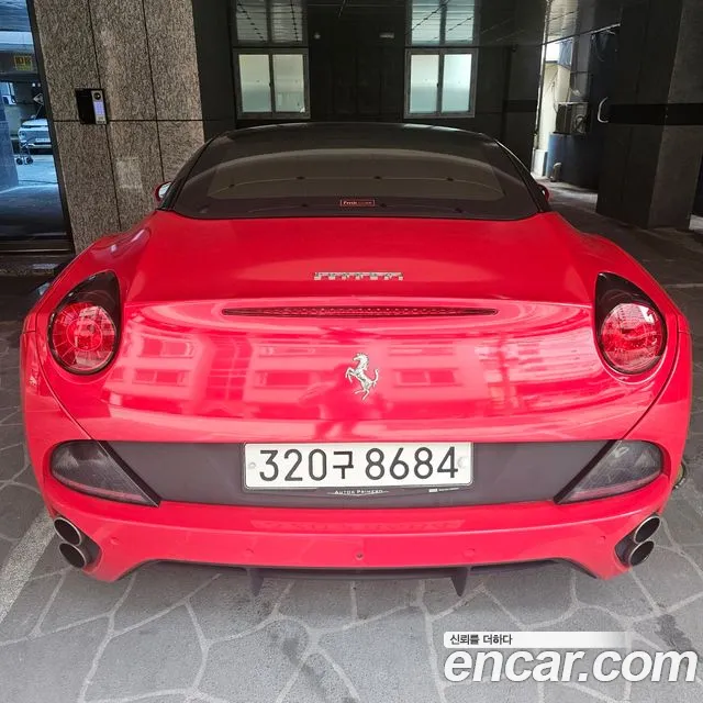Ferrari California — фото 4