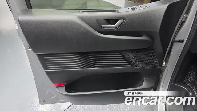 Hyundai Staria — фото 24